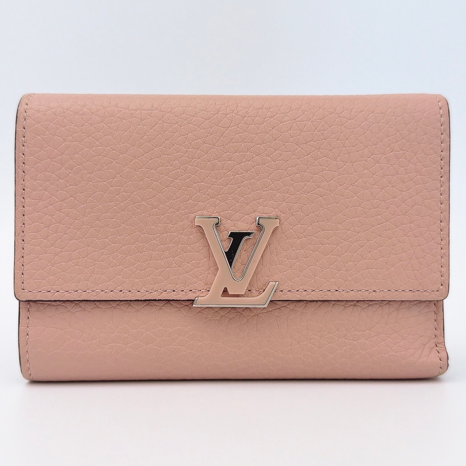 Louis Vuitton Capucines Compact Wallet Taurillon Leather "Magnolia"