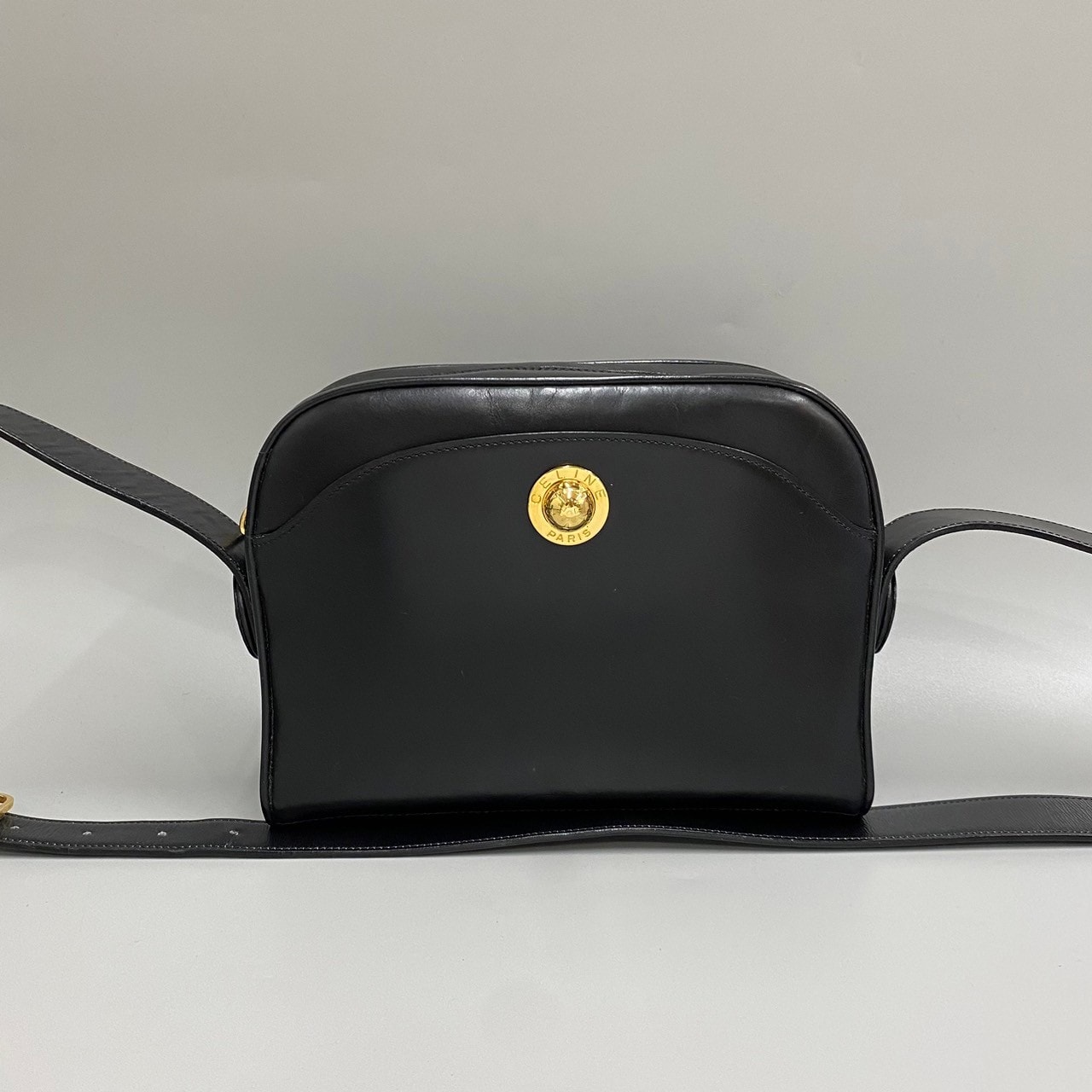 C (やや傷や汚れあり)】CELINE セリーヌ スターボール ロゴ 金具