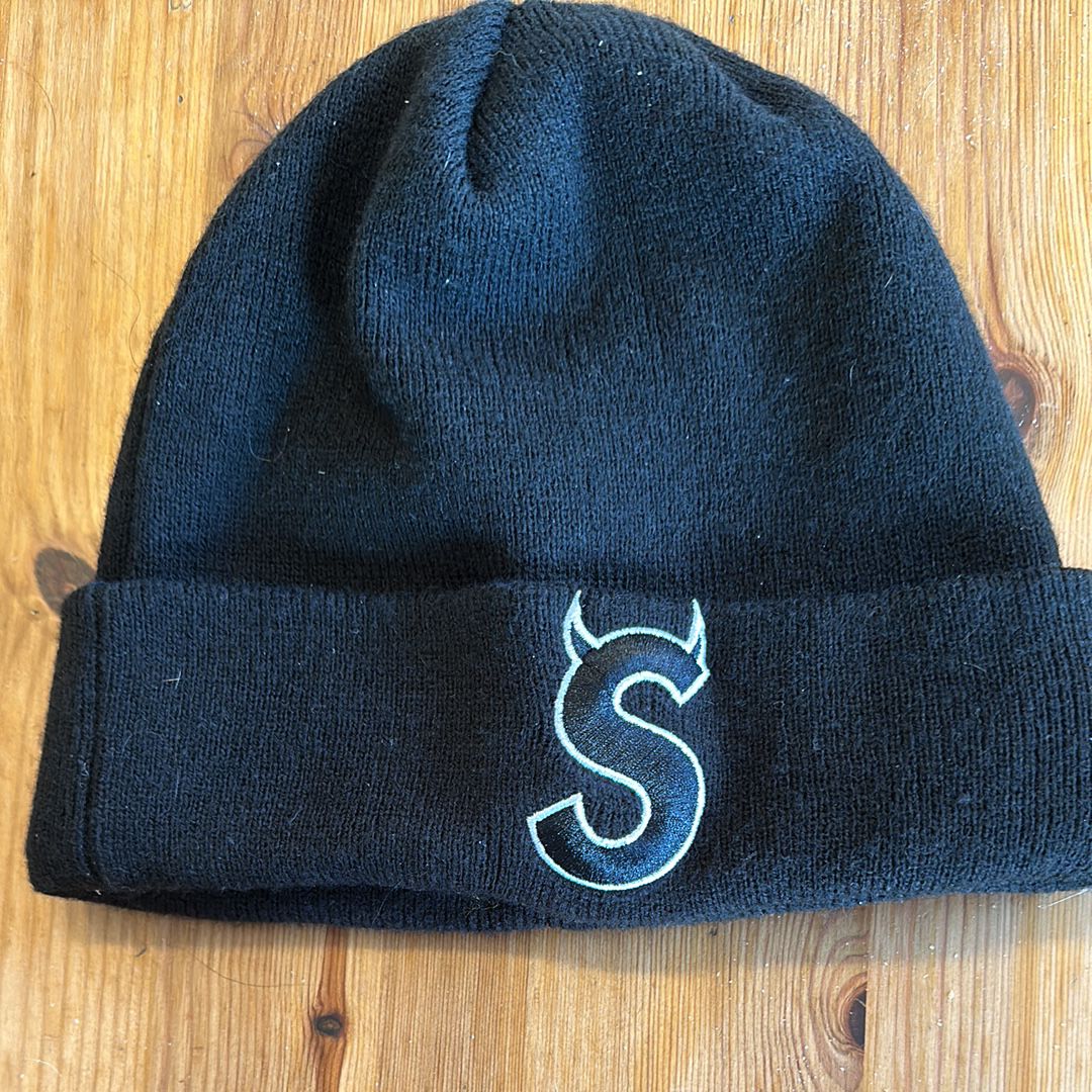 Supreme New Era S Logo Beanie "Black" (22FW)