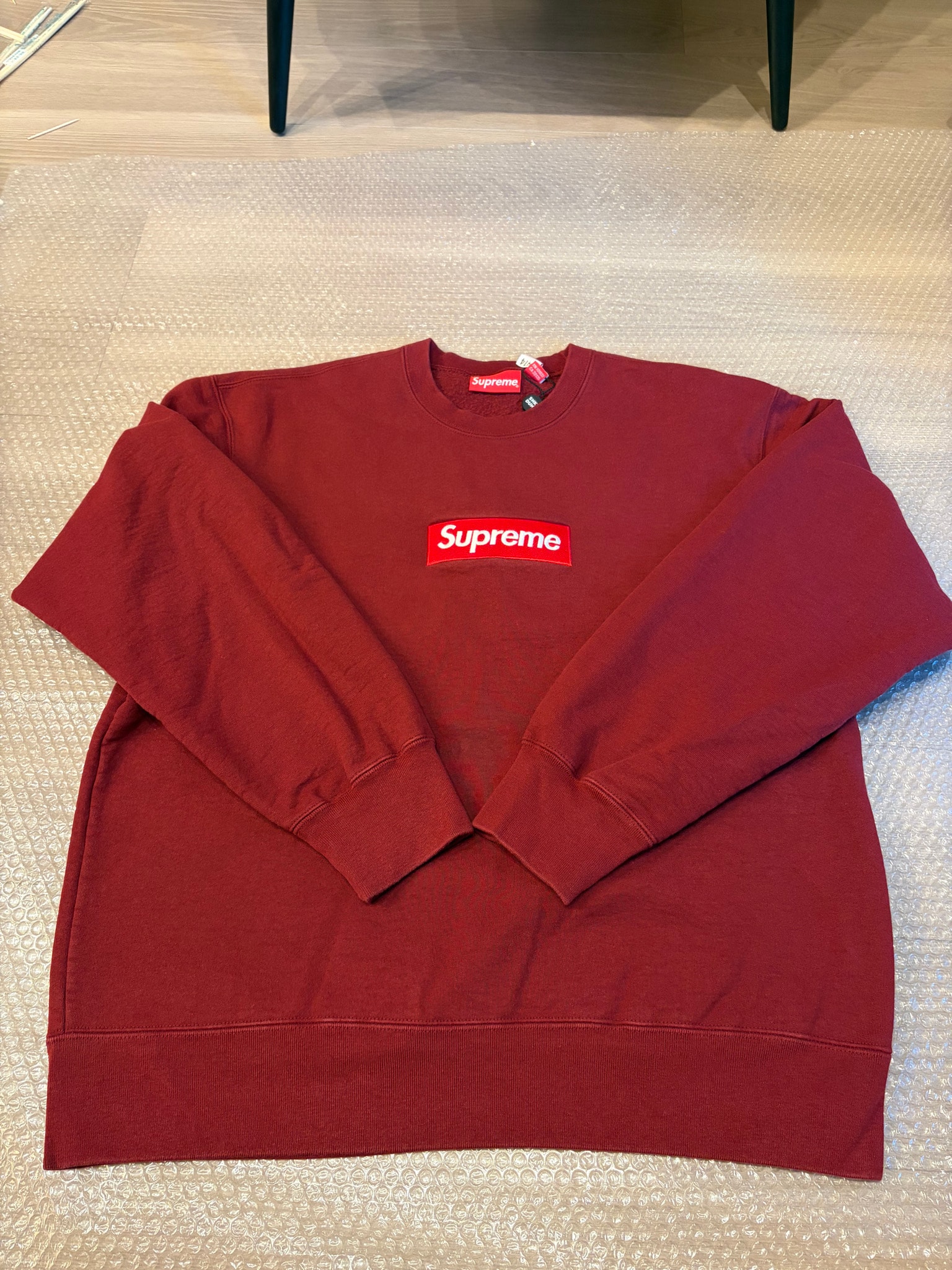 Supreme Box Logo Crewneck "Cardinal" (22FW)