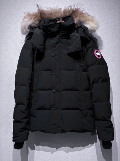 CANADA GOOSE Wyndham Parka "Black"