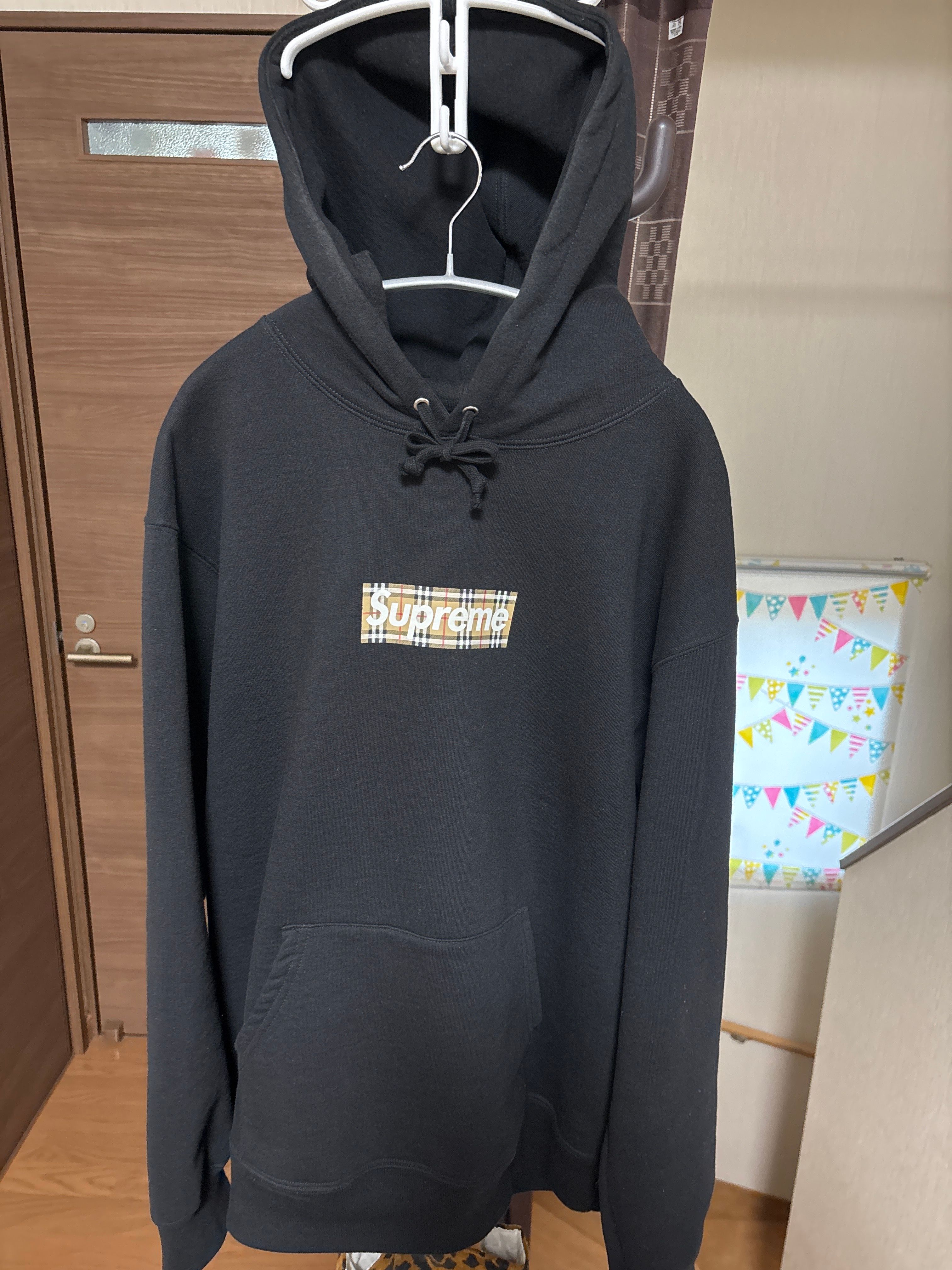 Supreme / Burberry Box Logo Hooded Sweatshirt "Black"