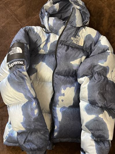 Supreme x The North Face Bleached Denim Print Nuptse Jacket "Indigo"