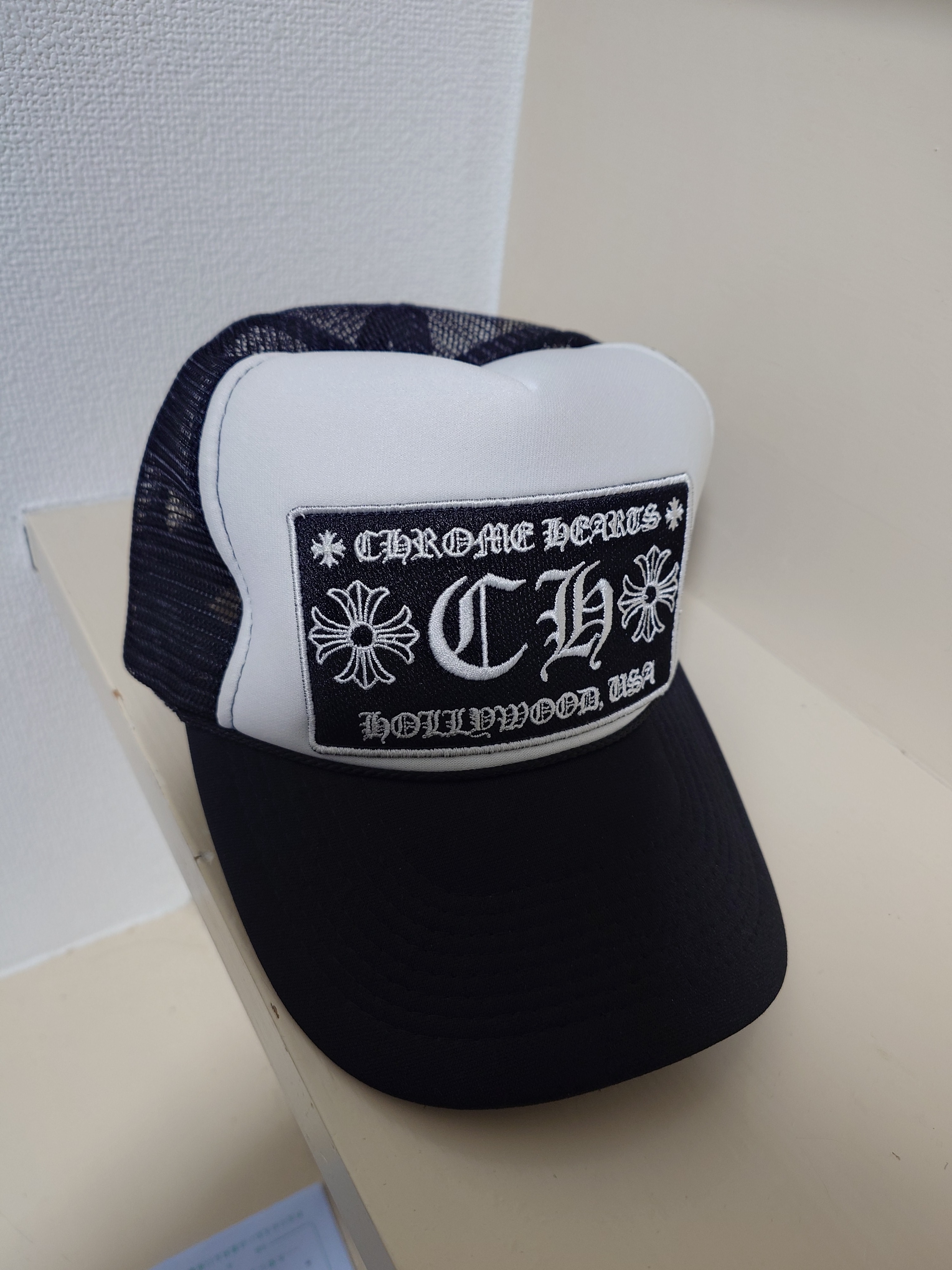 Chrome Hearts Trucker Cap CH "Black/White"