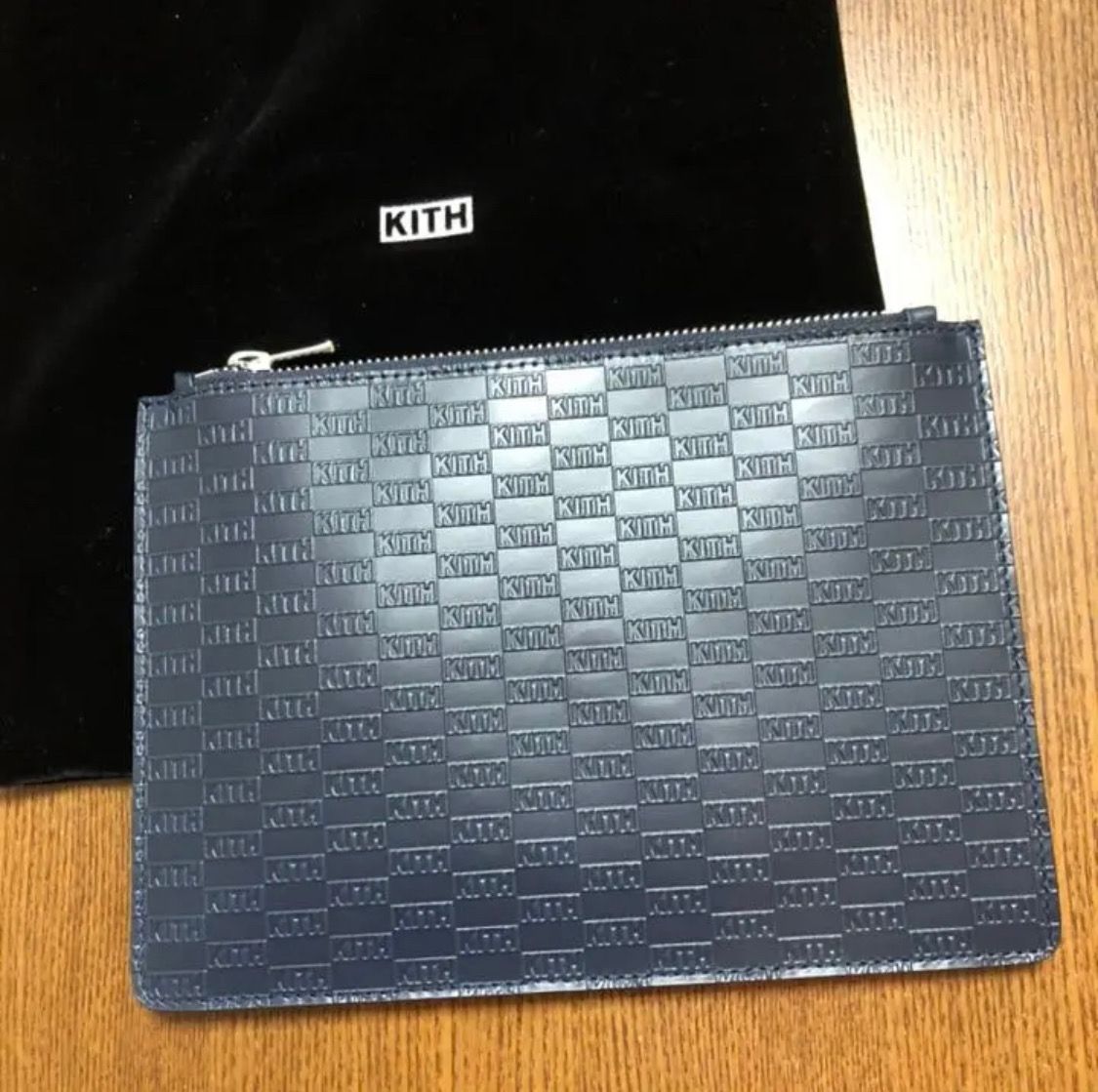 kith leather pouch レザー ポーチ