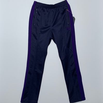 ニードルズ ナロー トラック パンツ - ポリ スムーズ "ネイビー