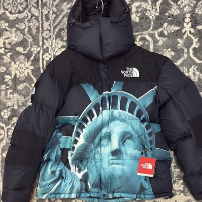 Supreme x The North Face Statue of Liberty Baltoro Jacket "Black"