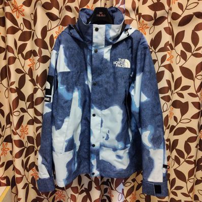 Supreme x The North Face Bleached Denim Print Mountain Jacket "Indigo"