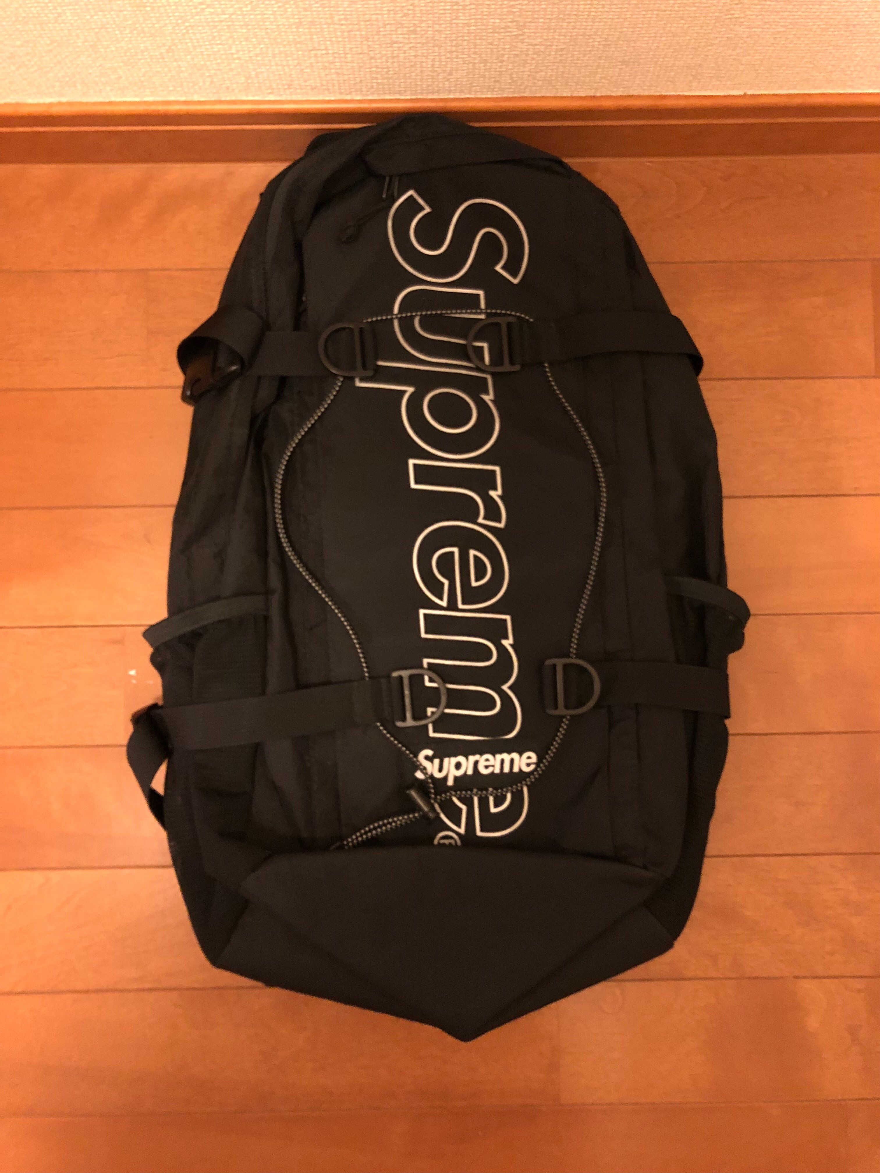 Supreme 18FW Backpack "Black"