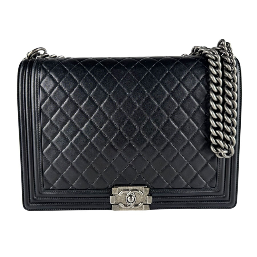 シャネル CHANEL ショルダーバッグ ボーイシャネル ラージ ラムスキン ブラック レディース【中古】 z10300