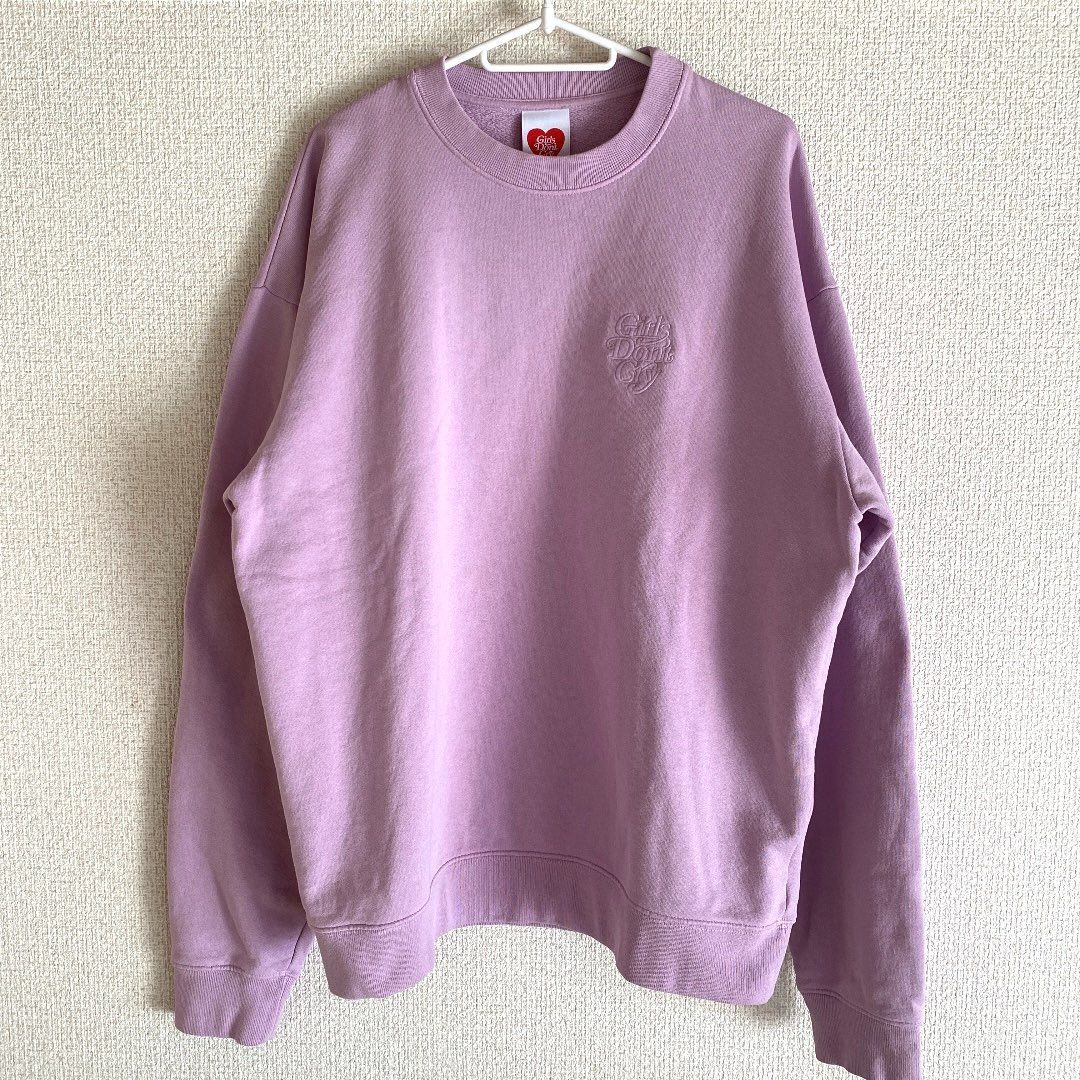 Girls Don't Cry スウェットトレーナー