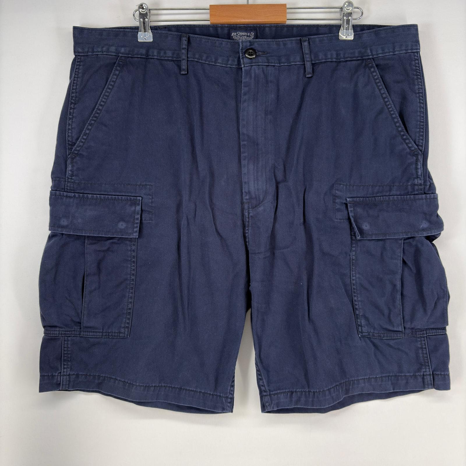 古着 リーバイス Levi's ショートパンツ カーゴパンツ ハーフパンツ 大きいサイズ w42 ネイビー メンズ