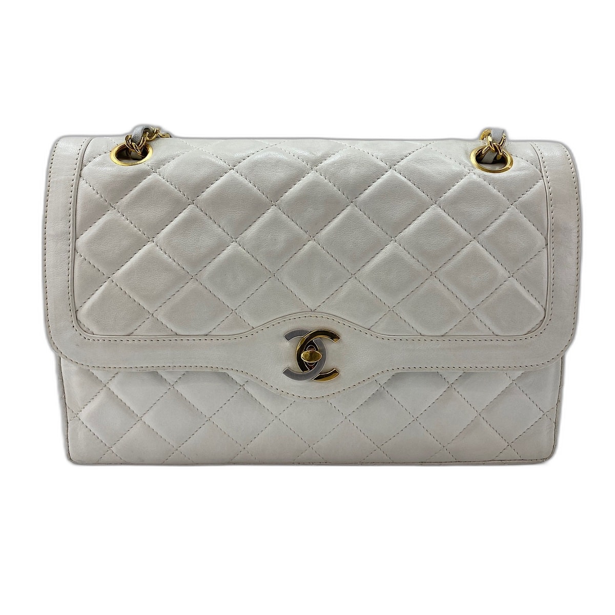 シャネル CHANEL ラムスキン マトラッセ25 ショルダーバッグ【中古】