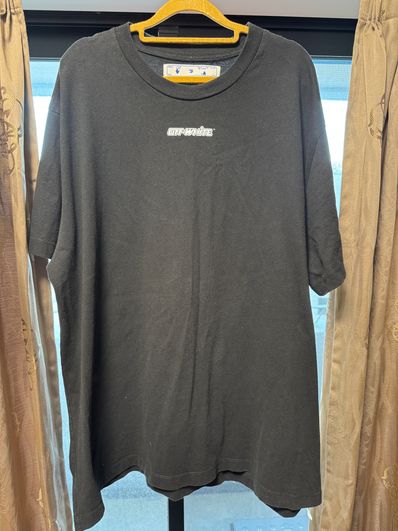 off-white Tシャツ