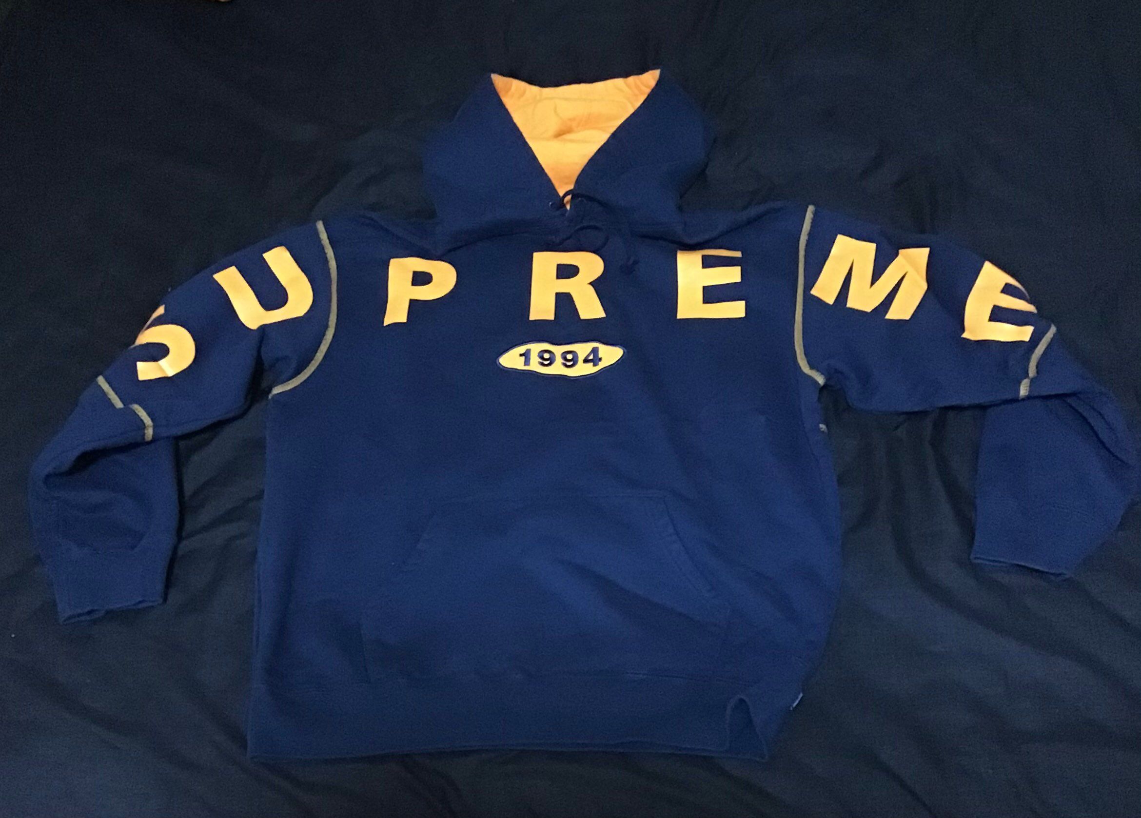 Supreme Spread Logo Hooded Sweatshirt "Navy"