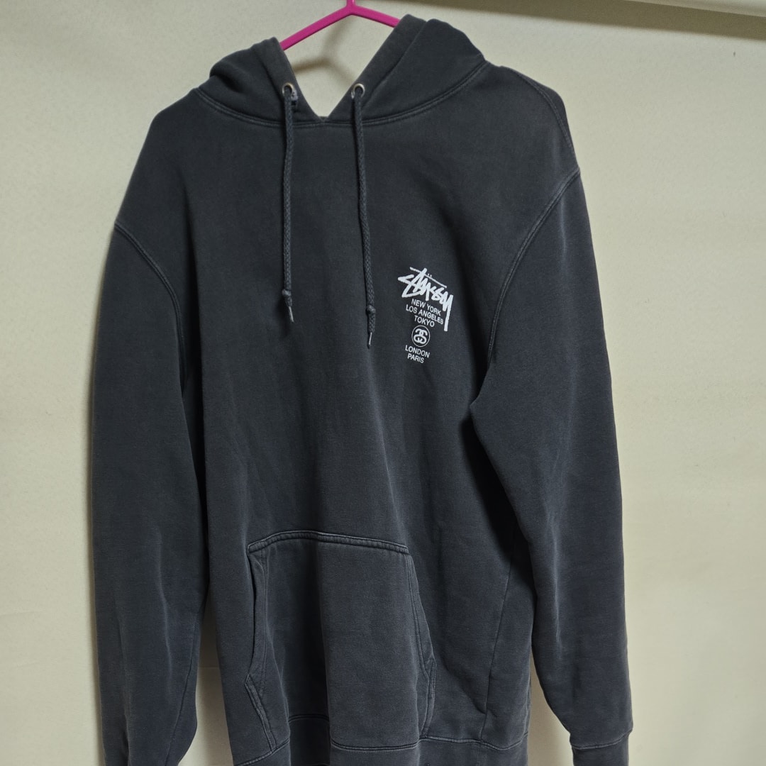 STUSSYパーカー