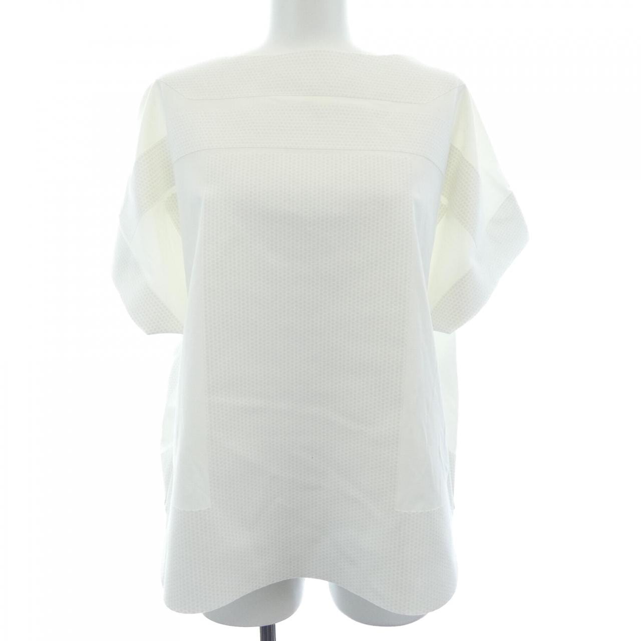 イッセイミヤケ ISSEY MIYAKE IM88-JK002 トップス