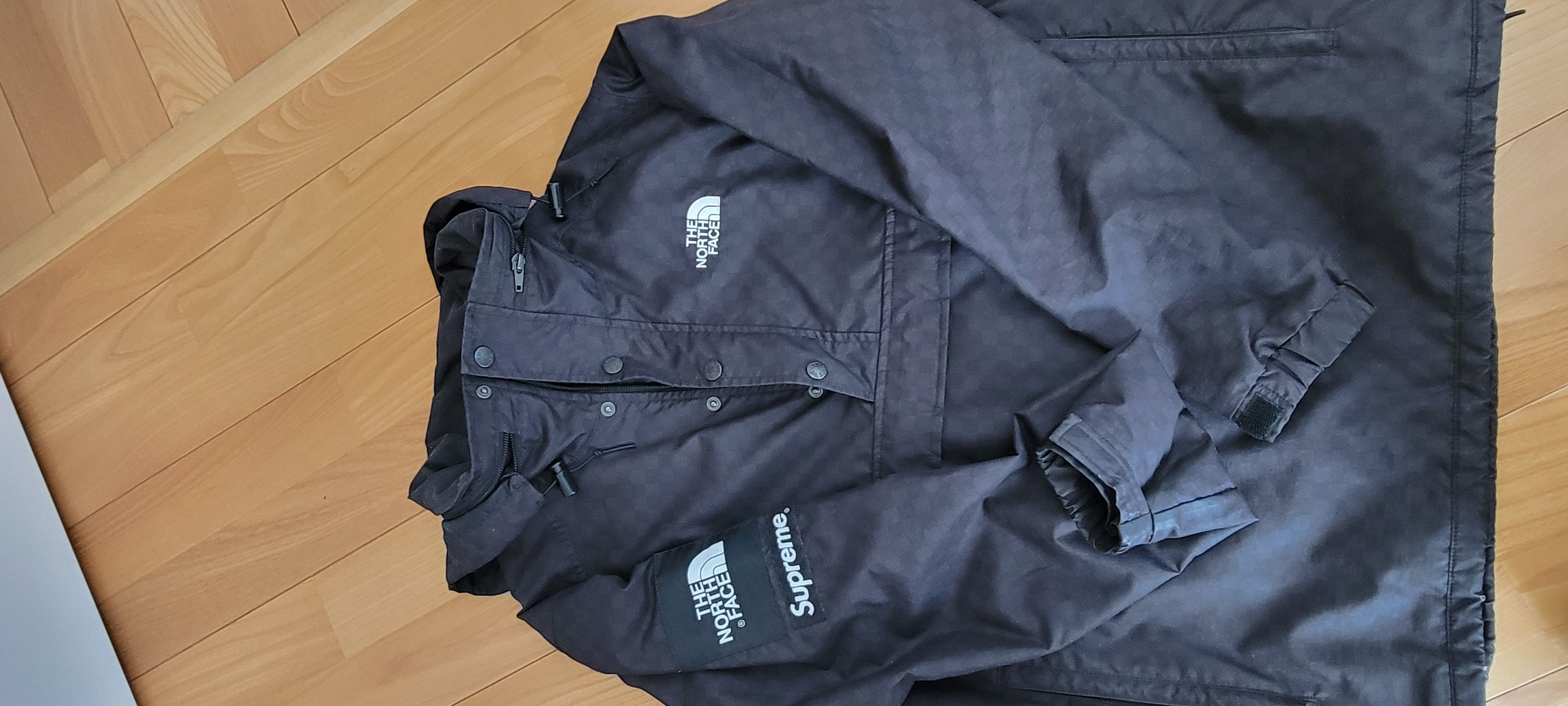 Supreme x The North Face 2011SS Windbreaker Pullover "Black"