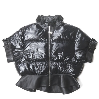MONCLER GENIUS x noir kei ninomiya モンクレールジーニアス ノワール ケイ ニノミヤ 18AW 別注 ONYX オニキス D209F4531280 68950 1 ブラック フラワー アップリケ ダウンジャケット