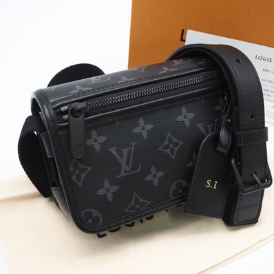 美品 LOUIS VUITTON ルイ・ヴィトン モノグラム エクリプス ボスフォール ウェアラブル ウォレット M12599 ショルダーバッグ ブラック グレー コーティングキャンバス レザー メンズ