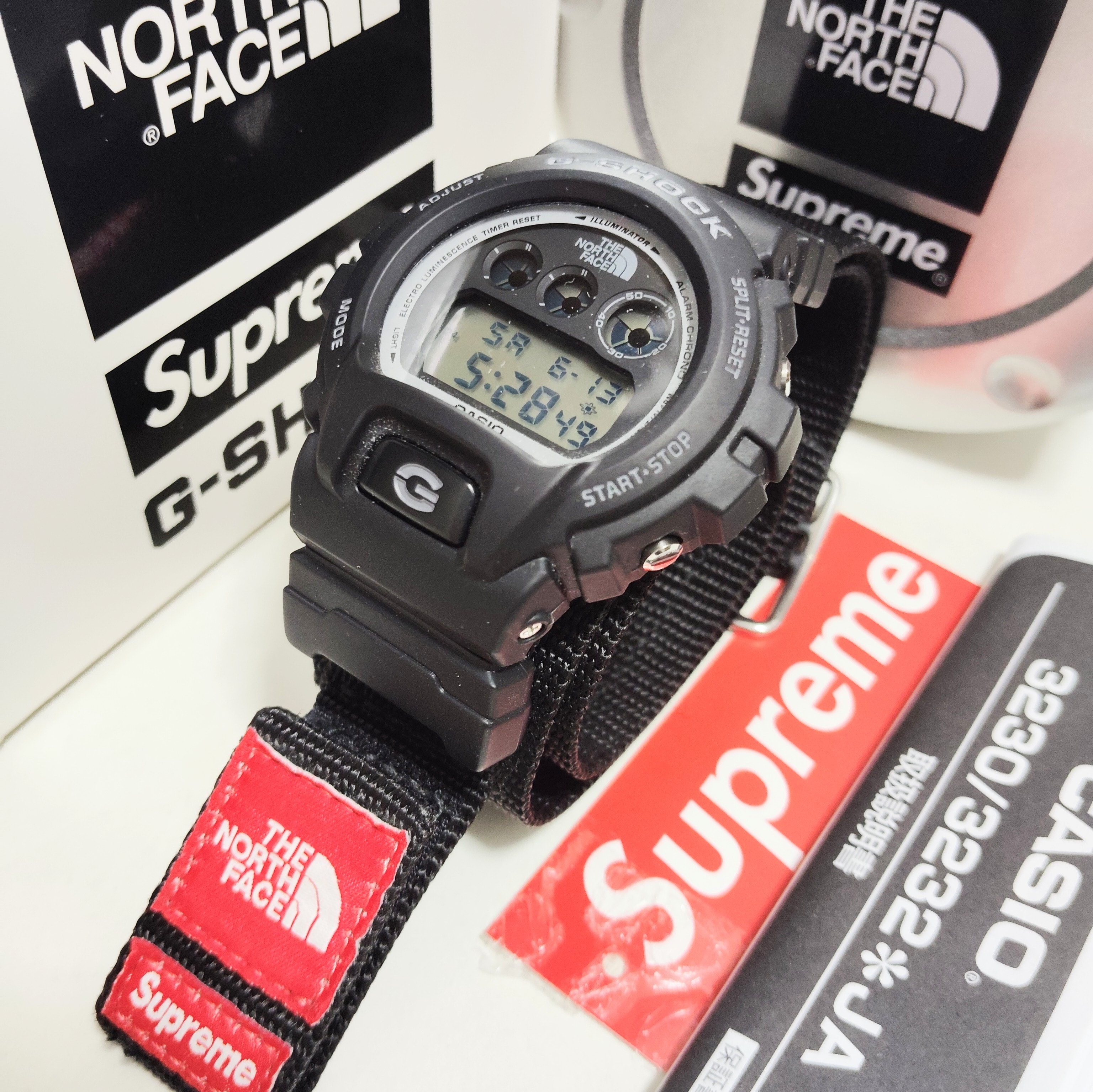 Supreme x The North Face G-SHOCK Watch "Black"