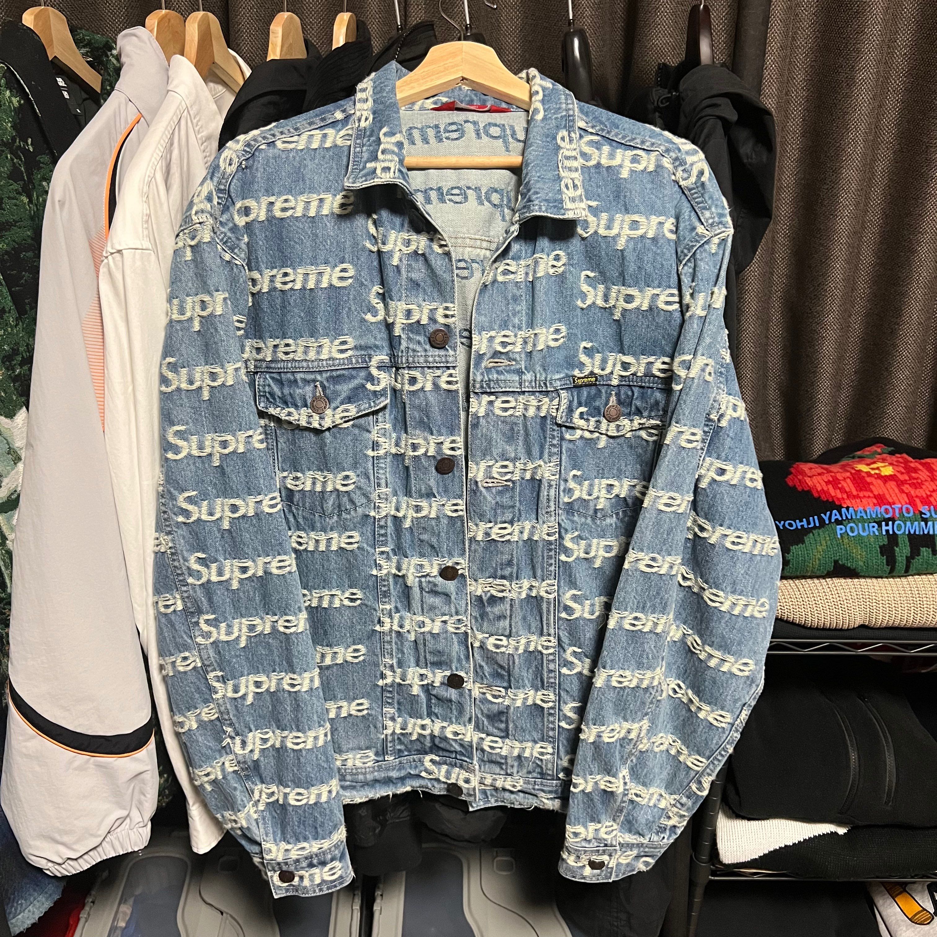 Supreme Frayed Logos Denim Trucker Jacket "Blue"