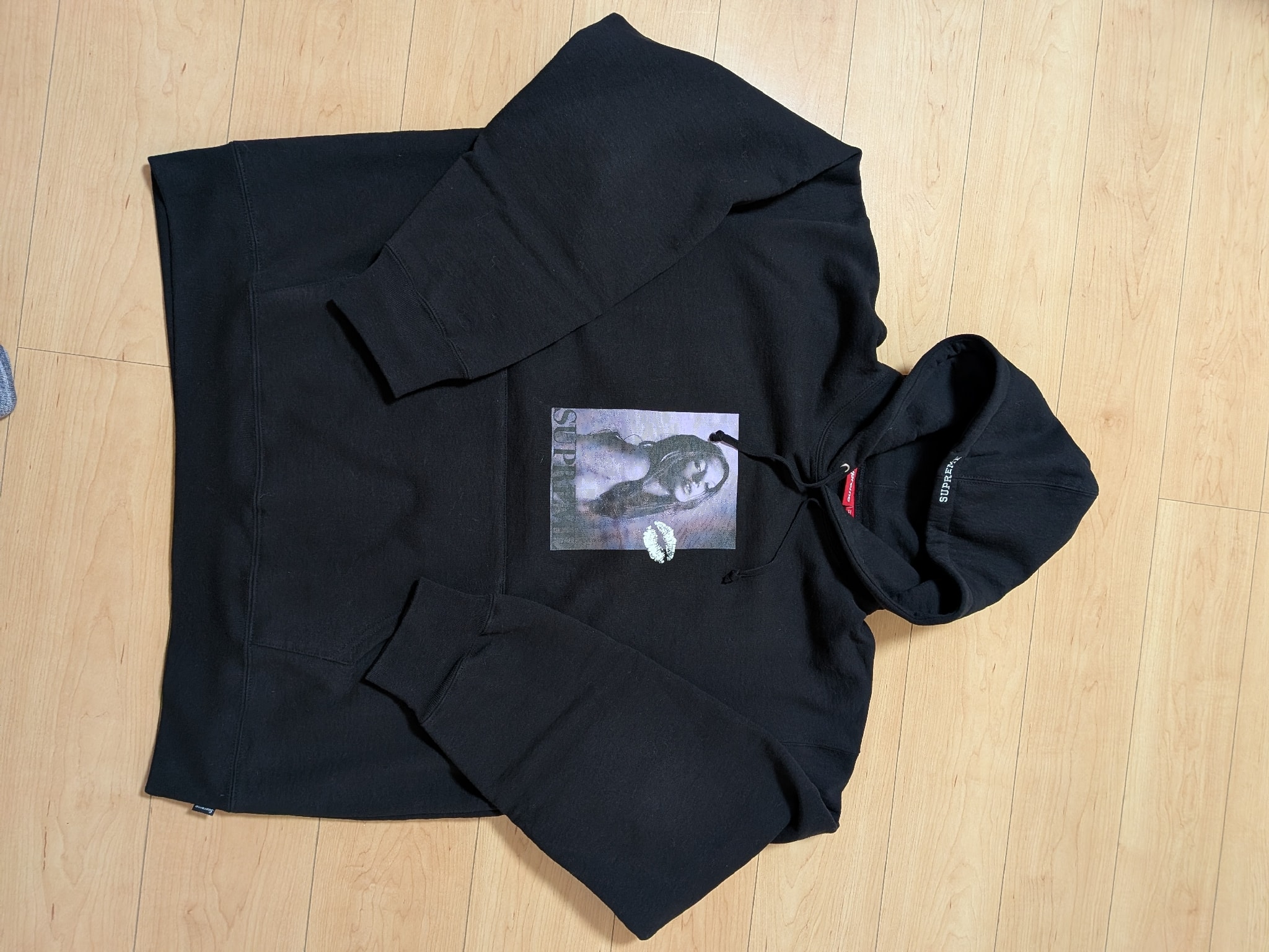 Supreme Kate Moss Hooded Sweatshirt "Black"