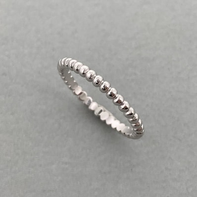 Van Cleef & Arpels ヴァンクリーフ&アーペル ペルレ スモール 750WG 55 リング・指輪 VCARN31755 K18ホワイトゴールド ホワイトゴールド レディース【中古】