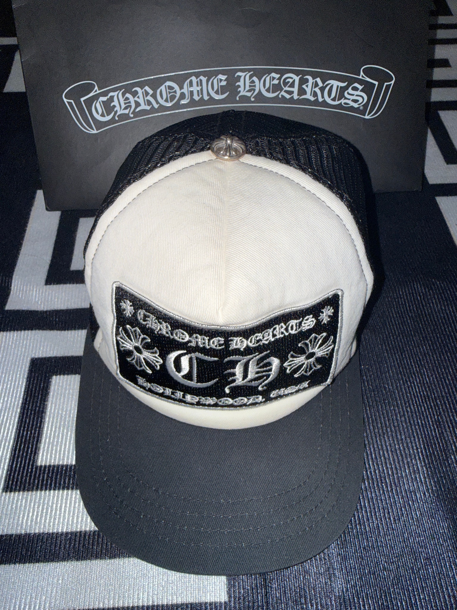 Chrome Hearts Trucker Cap CH "Black/White"