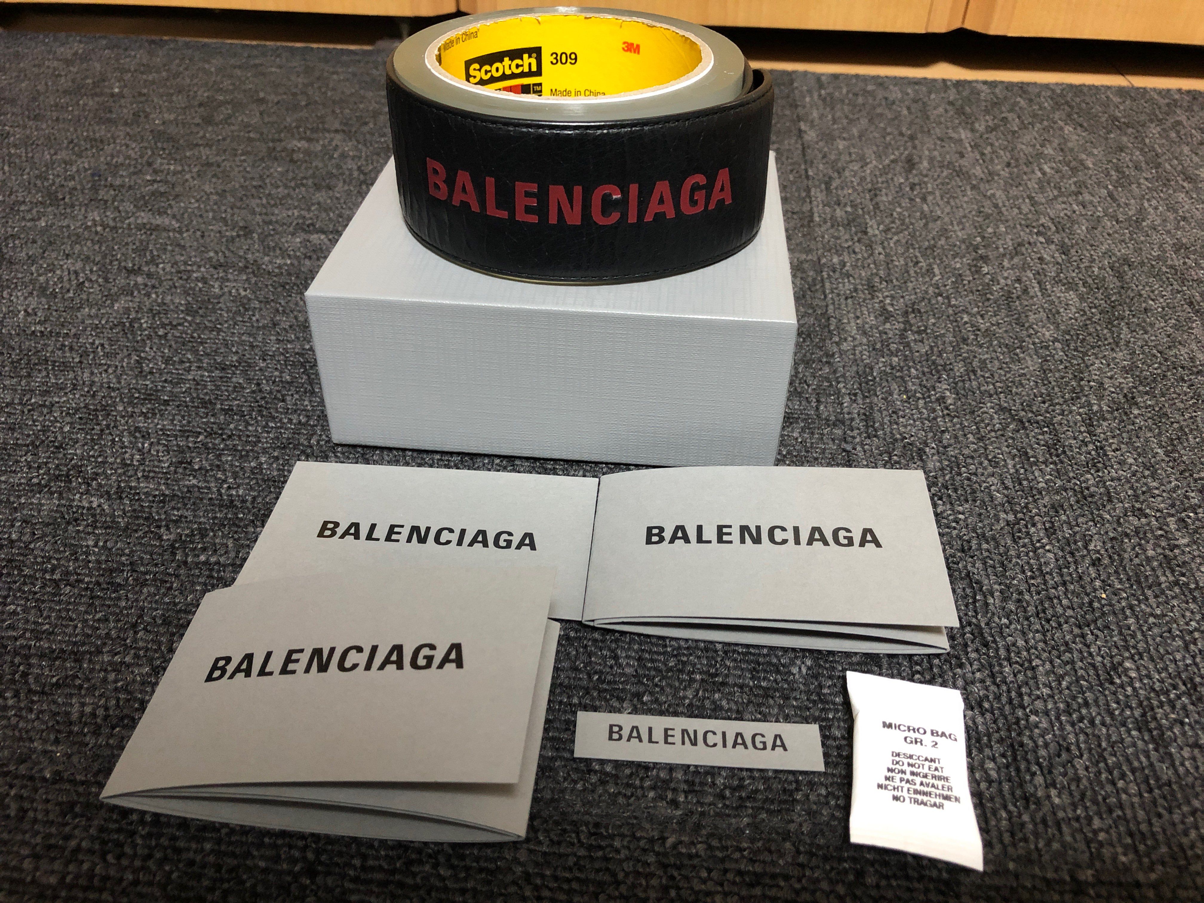 BALENCIAGA (バレンシアガ)  レザーロゴサイクルブレスレット