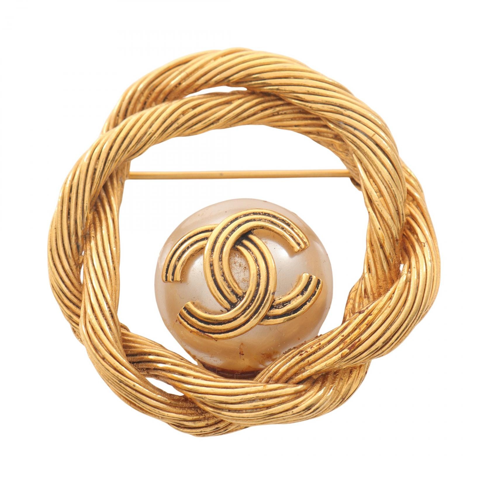 シャネル CHANEL ココマーク ブローチ アクセサリー GP(ゴールドメッキ) フェイクパール レディース ゴールド系 / ホワイト系 【中古】