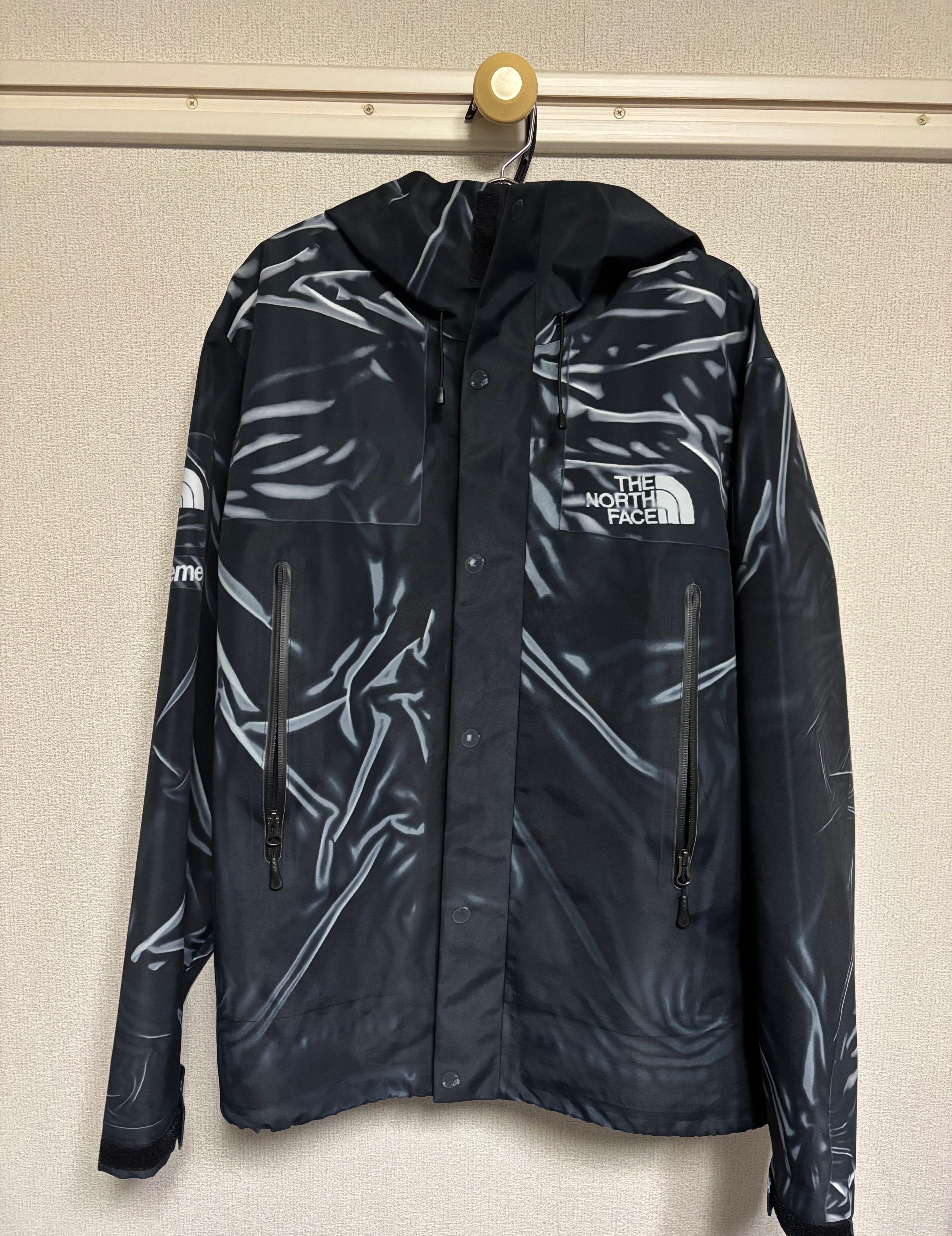 Supreme x The North Face Trompe Loeil Printed Taped Seam Shell Jacket "Black"