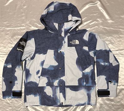 Supreme x The North Face Bleached Denim Print Mountain Jacket "Indigo"