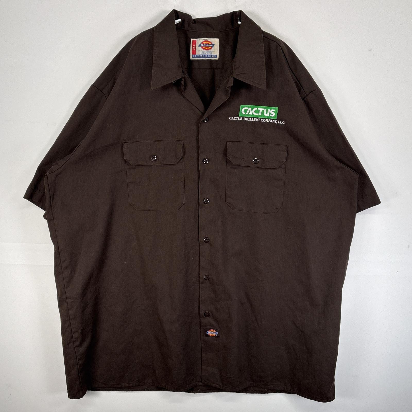 古着 ディッキーズ Dickies 半袖シャツ ワーク 作業着 フラップポケ 大きいサイズ ワンポイント ロゴ 2XL ブラウン 無地 メンズ