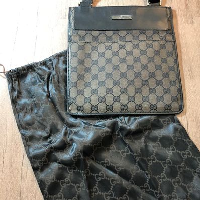 グッチ ショルダーバッグ