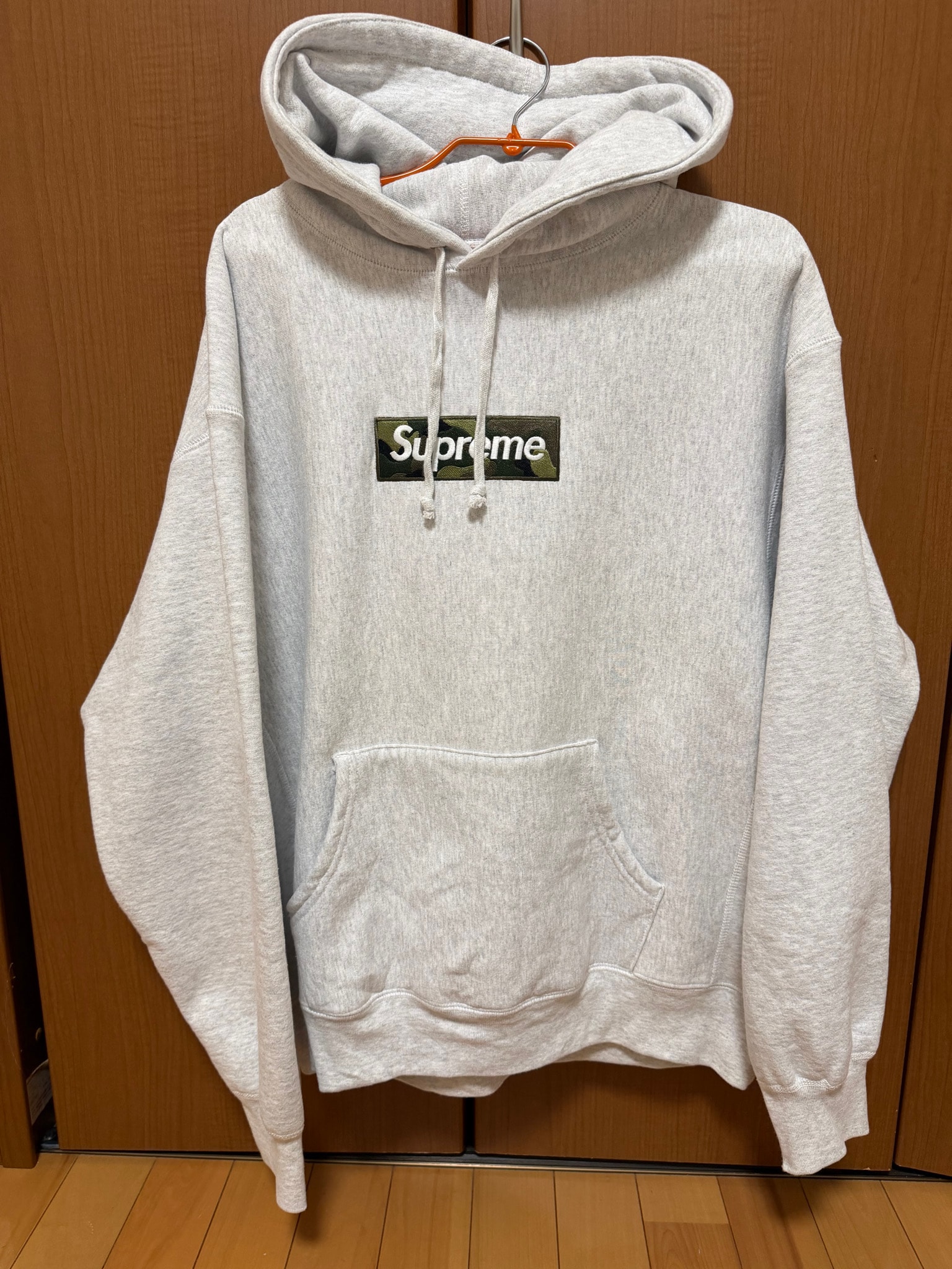 Supreme Box Logo Hooded Sweatshirt "Ash Grey" (23FW)