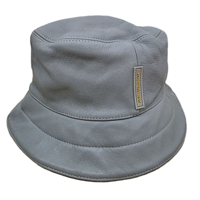 LOUIS VUITTON ルイ・ヴィトン オールレザー ルイヴィトンカップ CUP ロゴ バケットハット ハット レザー グレー メンズ【中古】