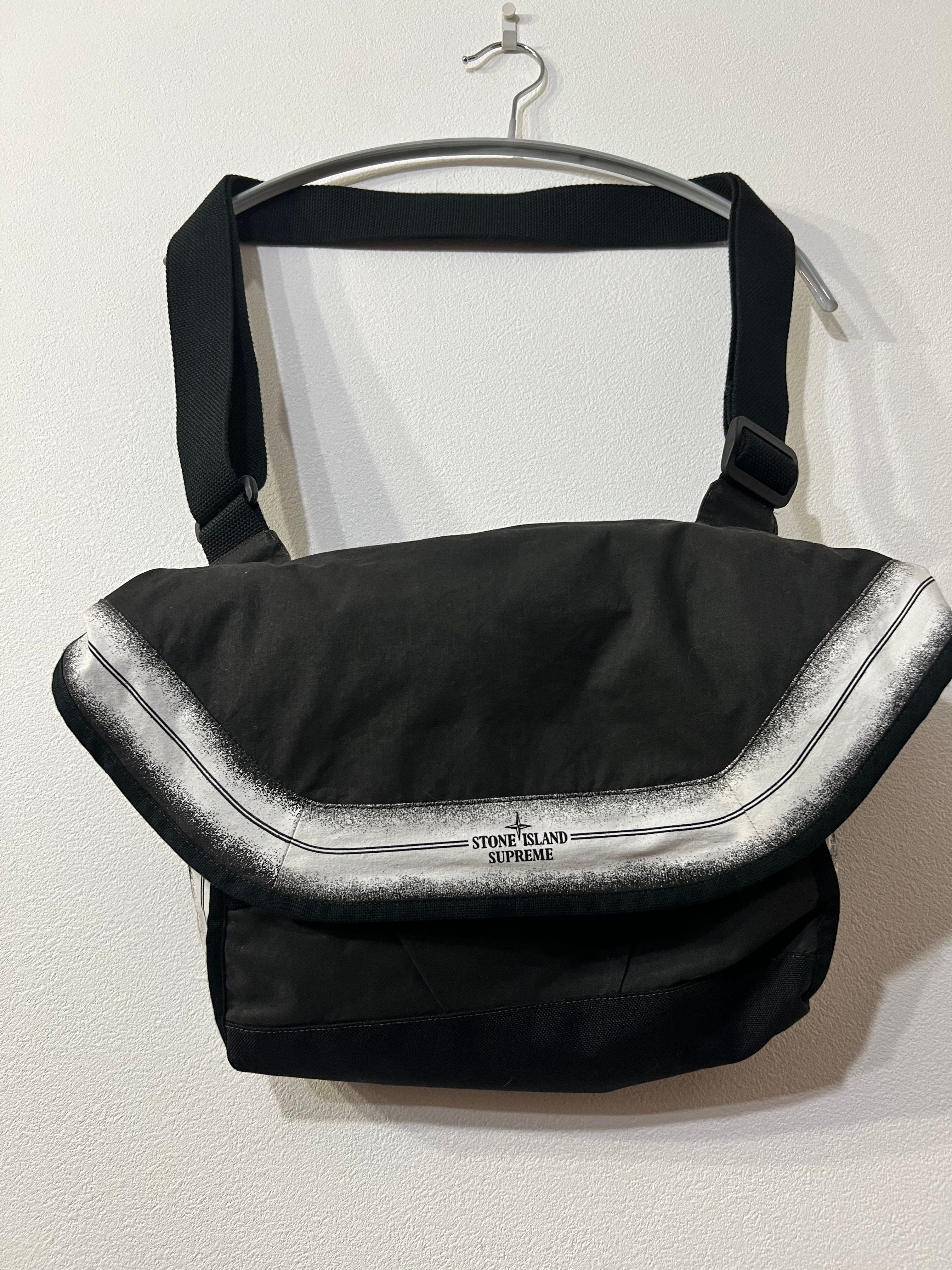 Supreme / Stone Island Stripe Messenger Bag "Black"
