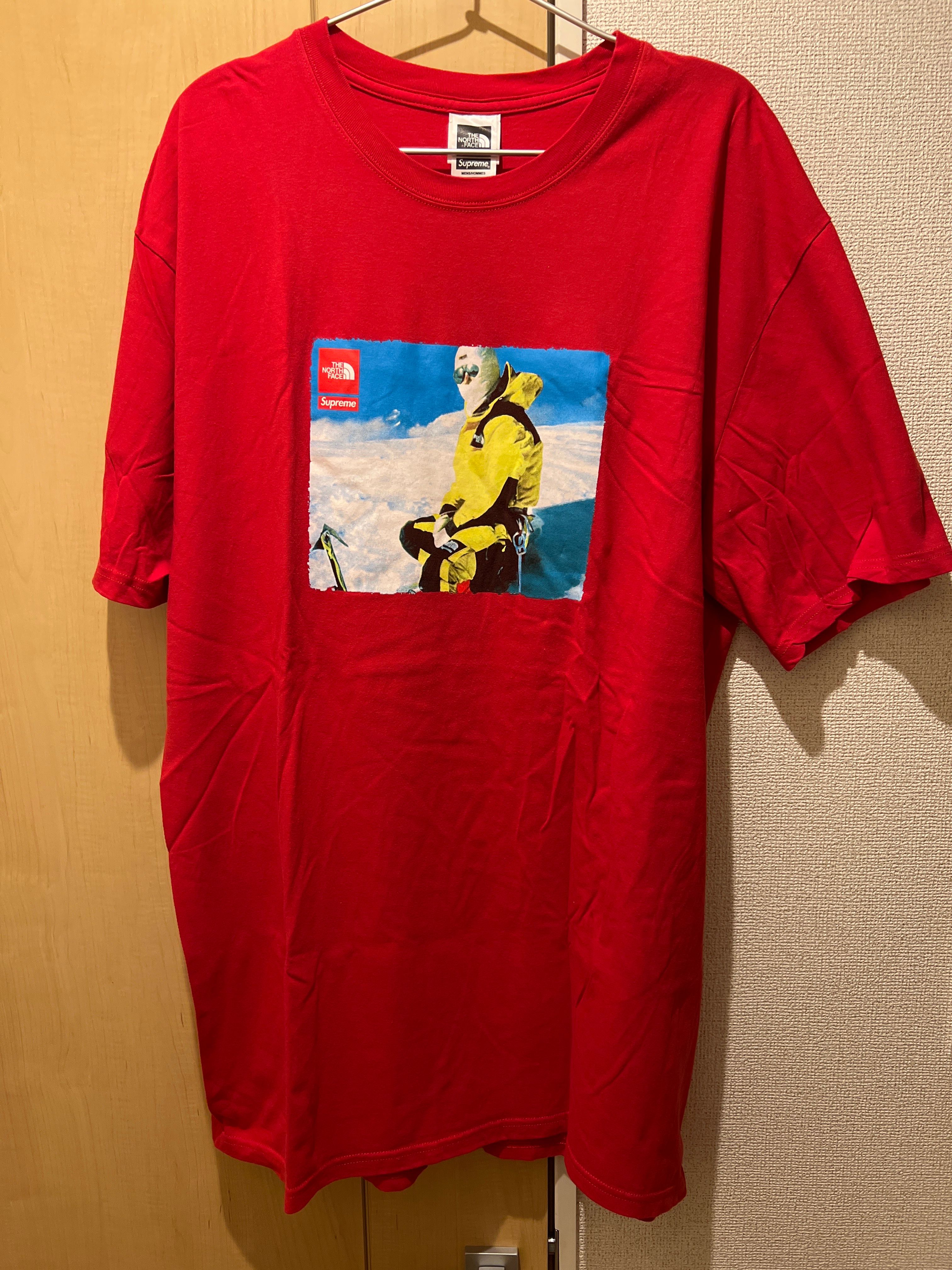 シュプリーム ザノースフェイス Tシャツ "レッド"