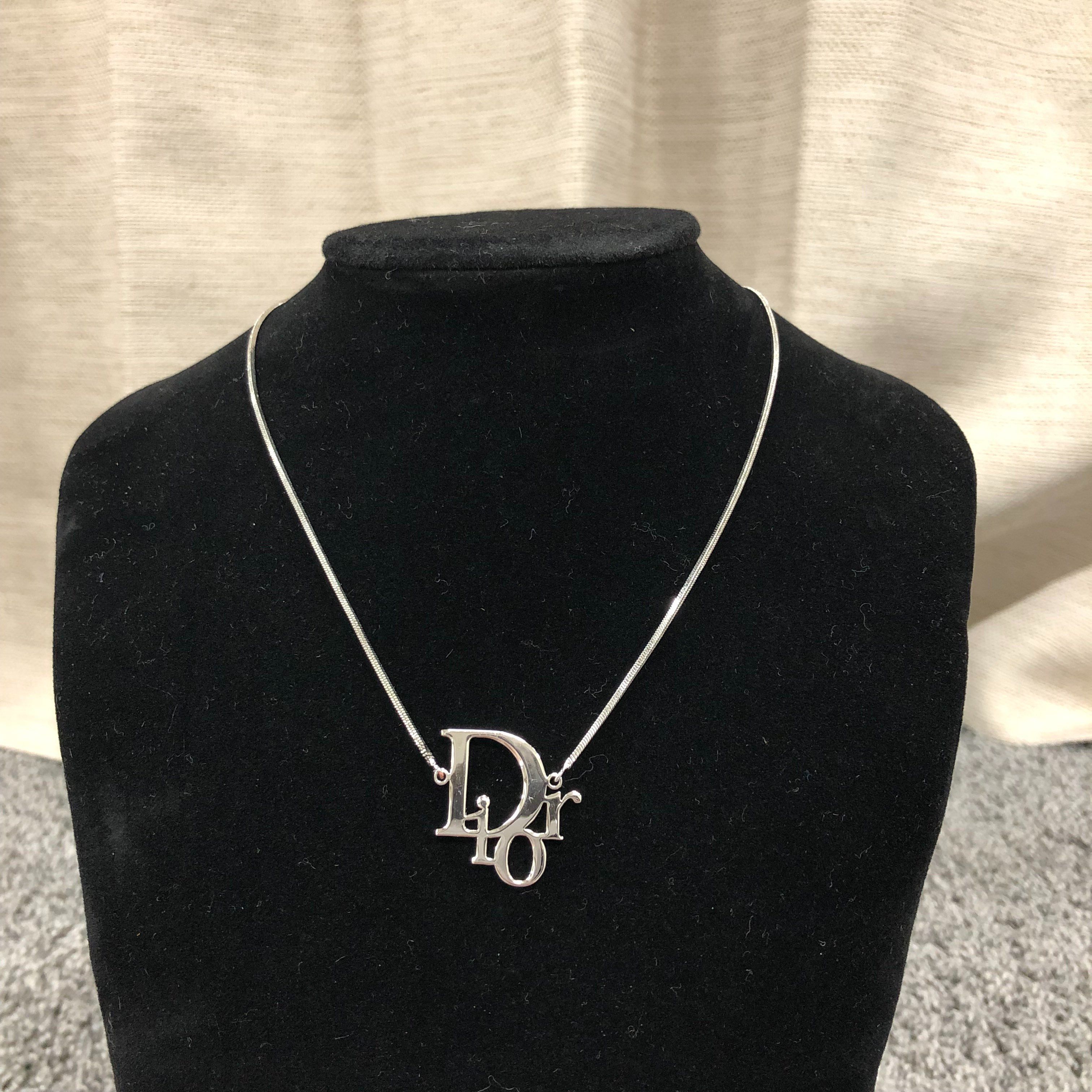 ディオール ネックレス