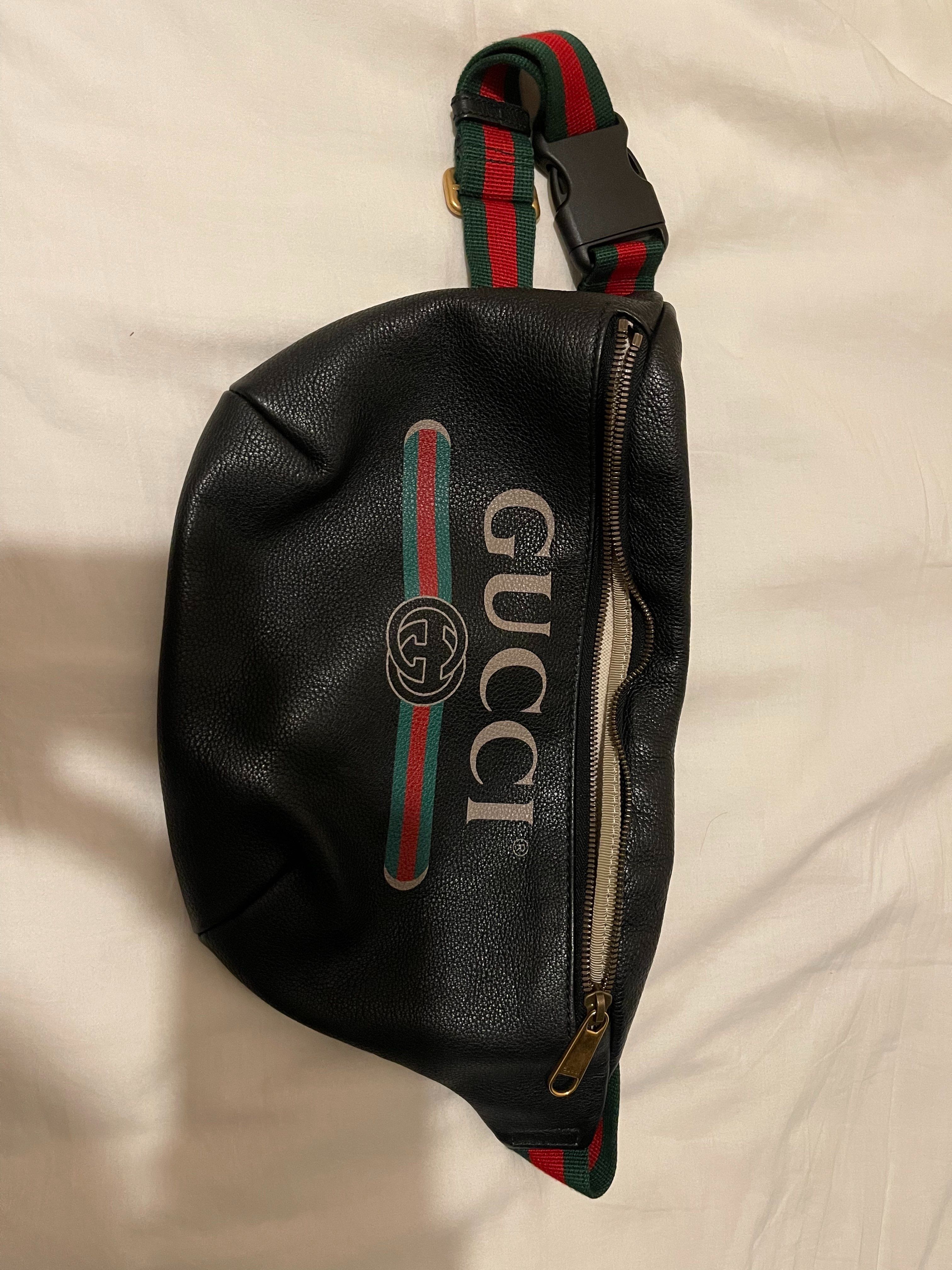 GUCCI Vintage Logo Print Leather Small Belt Bag "Black"