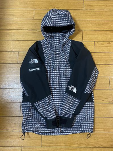Supreme x The North Face Studded Mountain Light Jacket "Black"