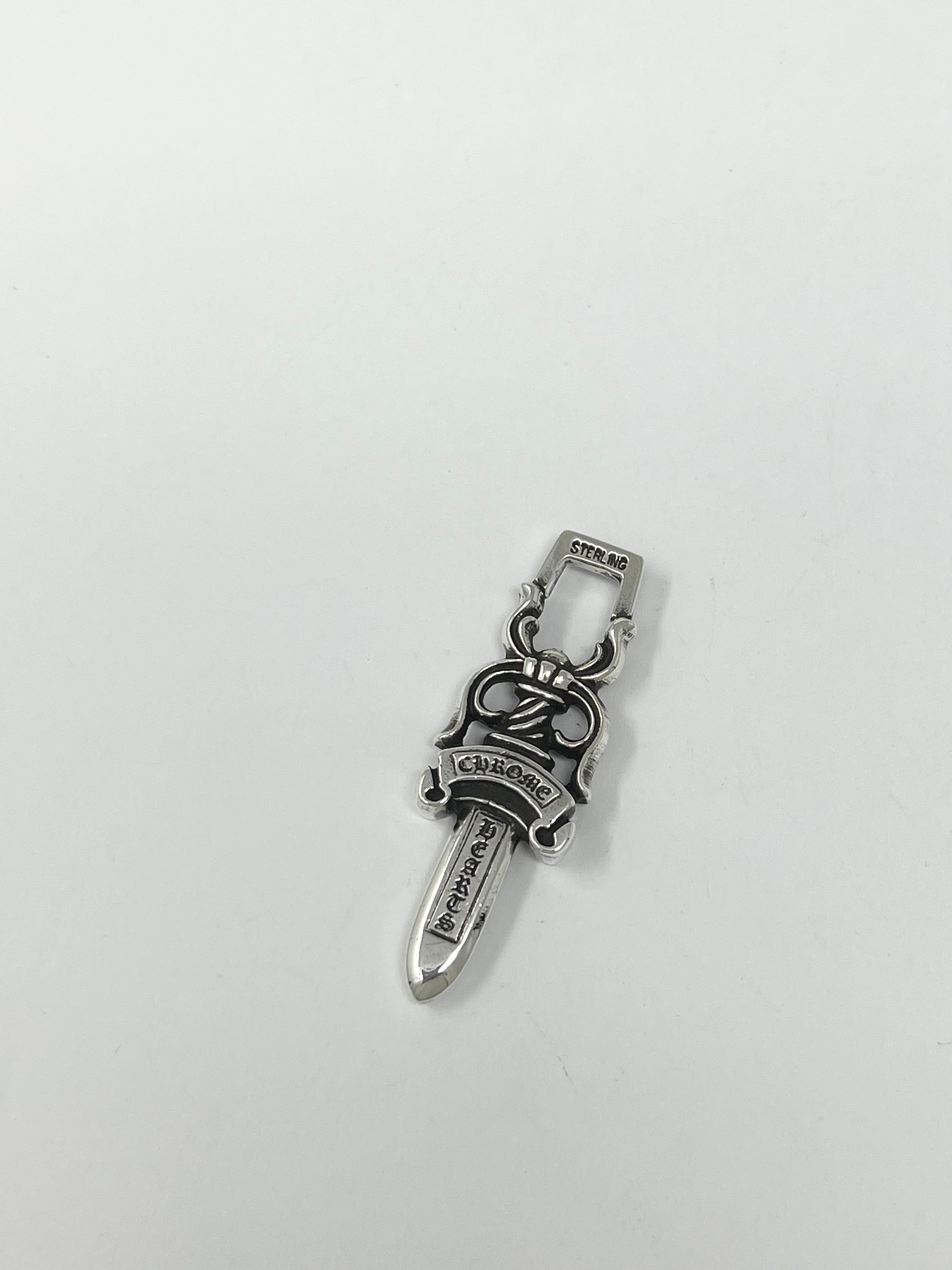 Chrome Hearts #10 Dagger Pendant "Silver"
