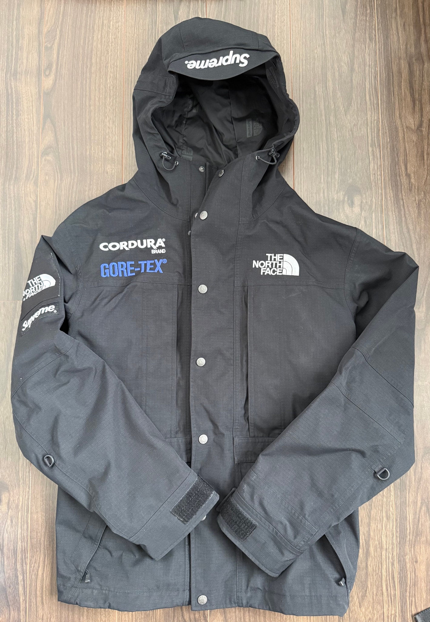 Supreme x The North Face Expedition Jacket "Black"