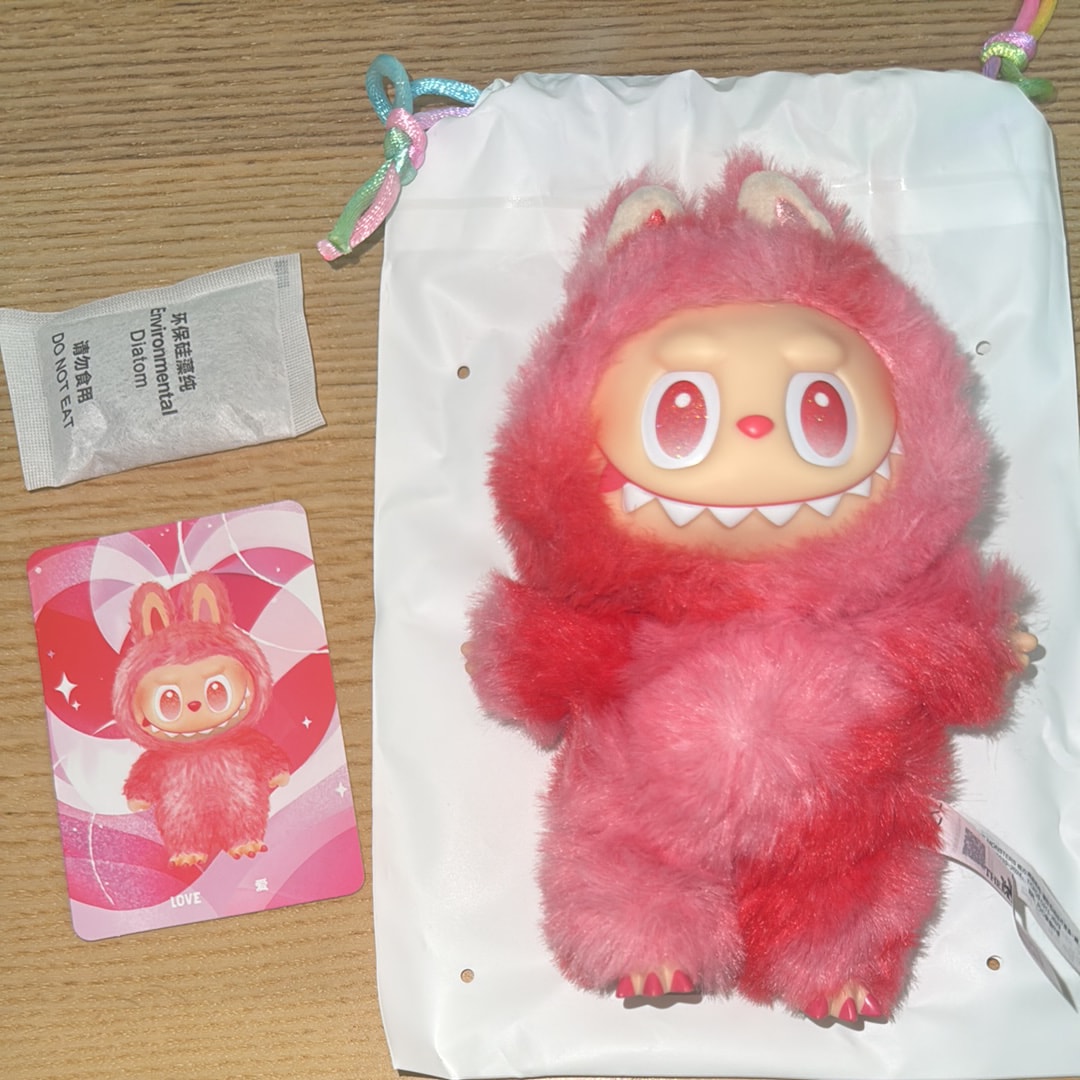 POP MART THE MONSTERS (LABUBU) Big into Energy Series Plush Pendant LOVE