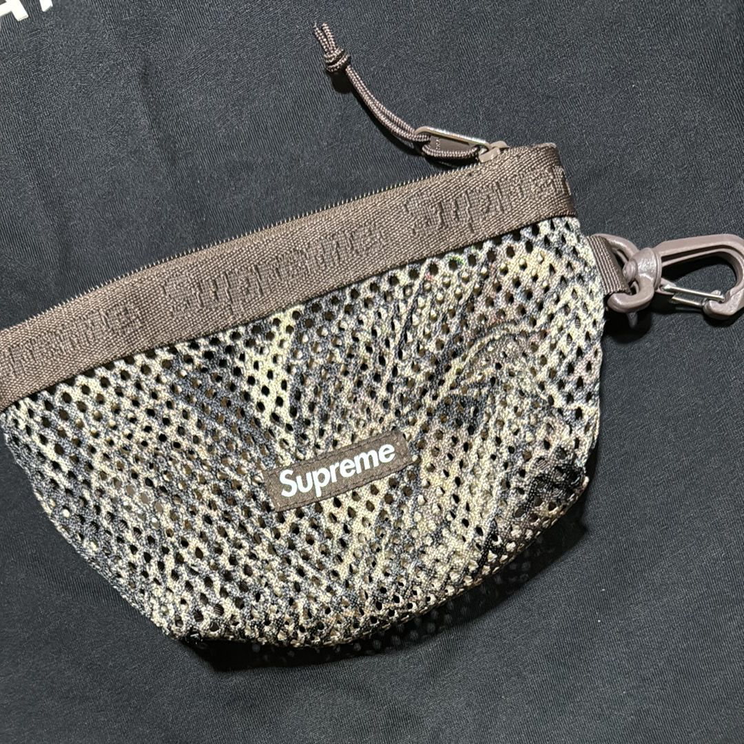 Supreme Mesh Mini Pouch 