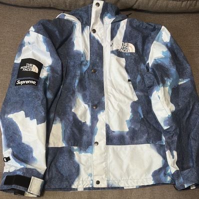 Supreme x The North Face Bleached Denim Print Mountain Jacket "Indigo"