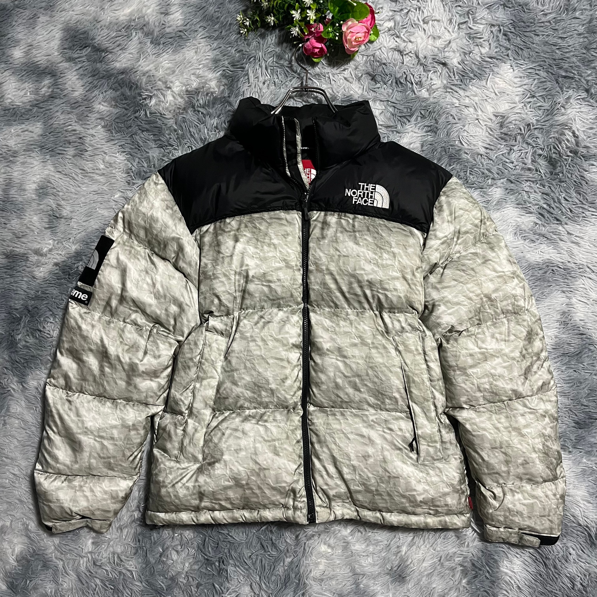 Supreme x The North Face Nuptse Jacket "White Paper Print"
