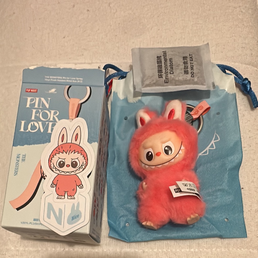 POP MART THE MONSTERS (LABUBU) Pin for Love Series-Vinyl Plush Pendant (N-Z) N