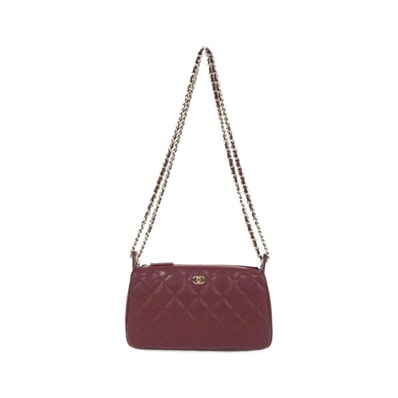 シャネル タイムレスクラシック ライン AP4704 チェーンクラッチ